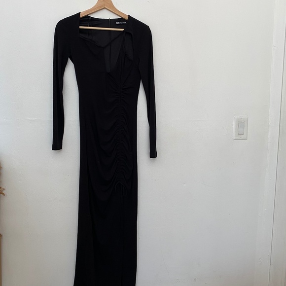 Zara Sophisticated Black Long Sleeve Dress - Picture 3 of 7